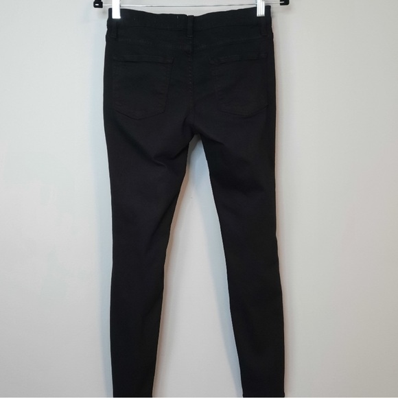 Frame Black Skinny Jeans. Distress in the Front Only. Like New! - Picture 9 of 13